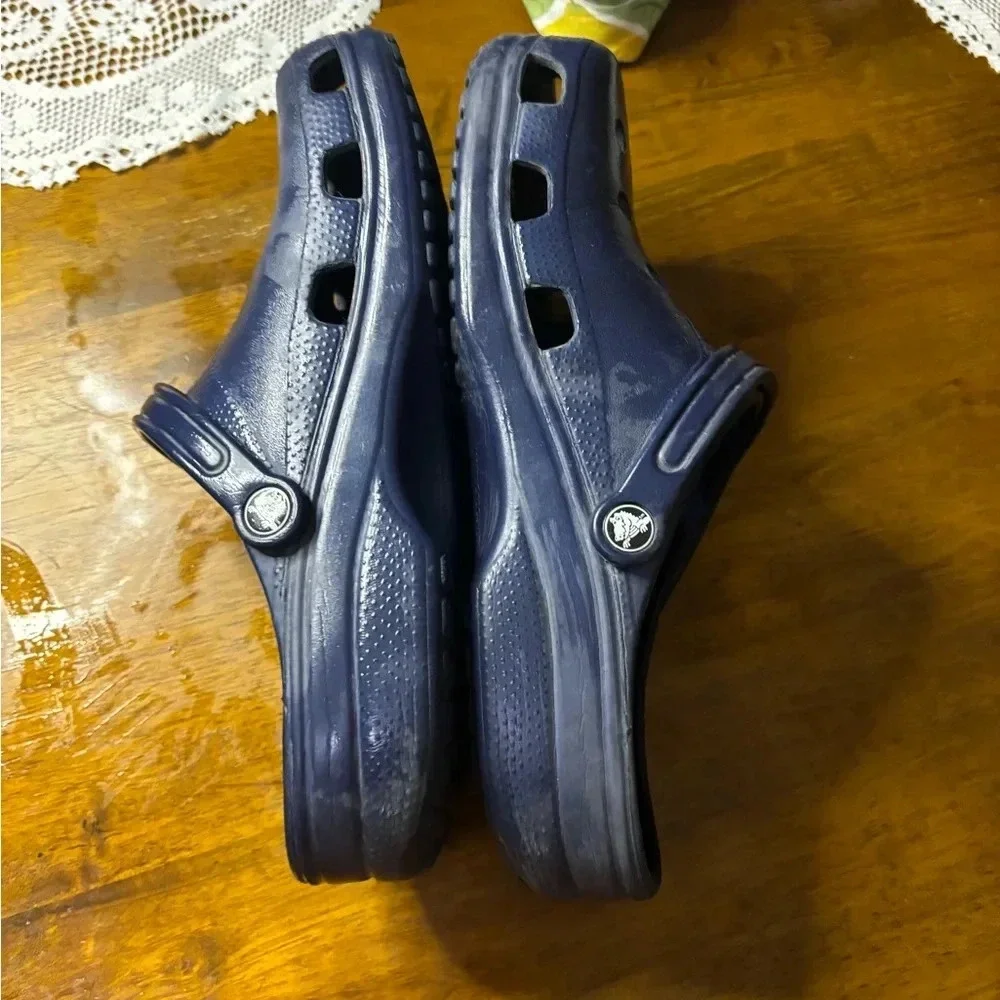 Crocs classic unisex clog shoes.